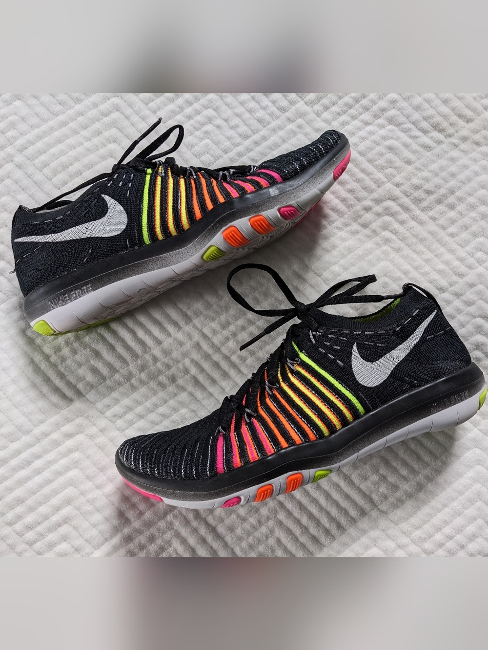 Nike Free Transform Flyknit Size 6.5 Women Running Shoes Black Multicolor EUC